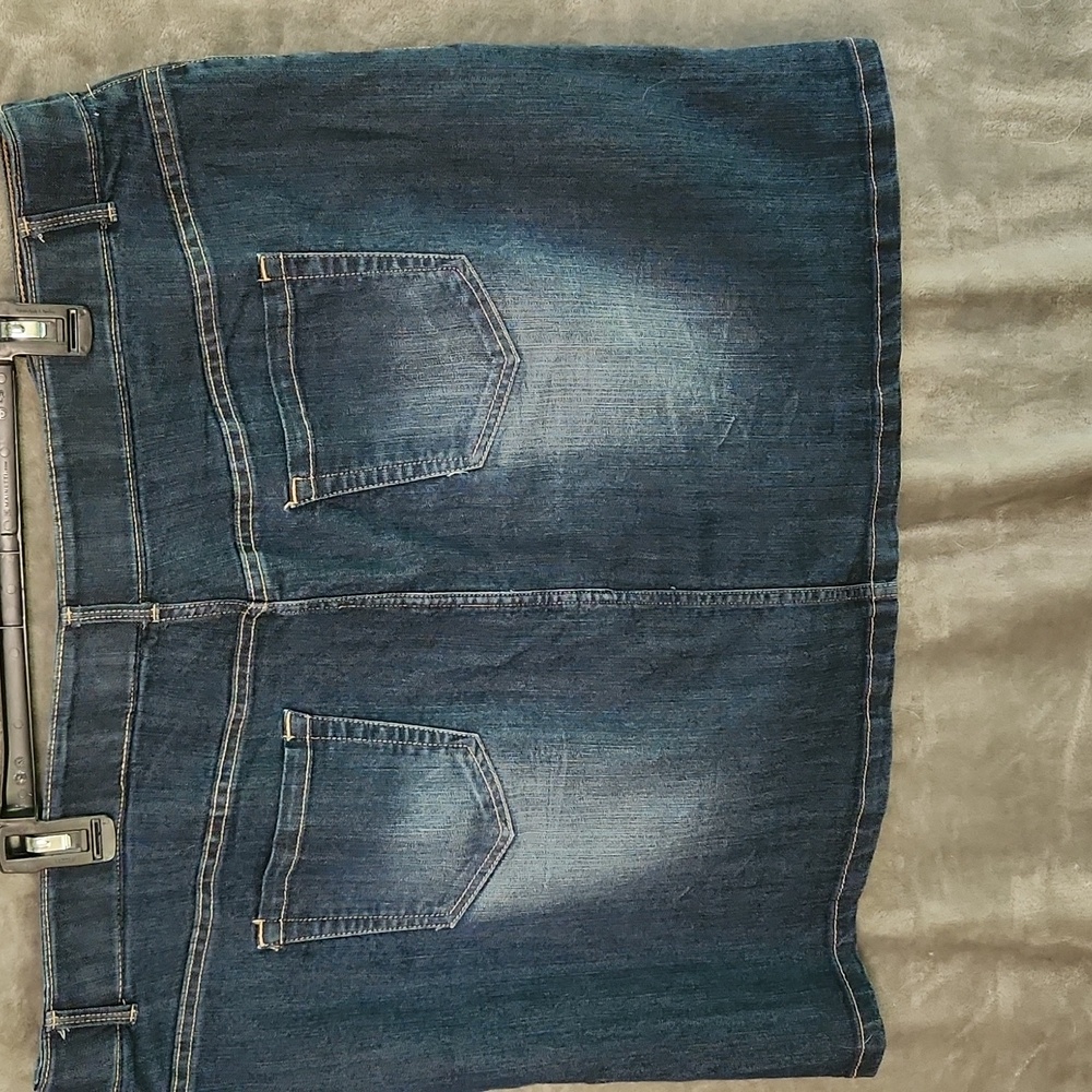 Croft & Barrow Dark Blue Denim Skort. Size 20W - Picture 6 of 7